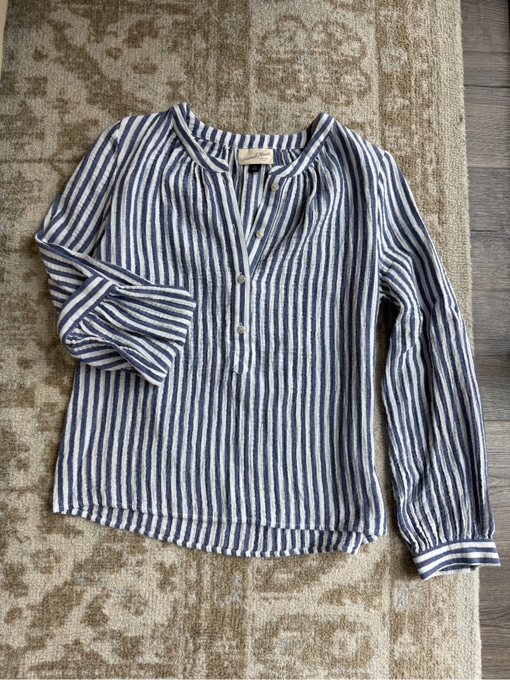 Universal Thread Blue & White Striped Long-Sleeve Blouse